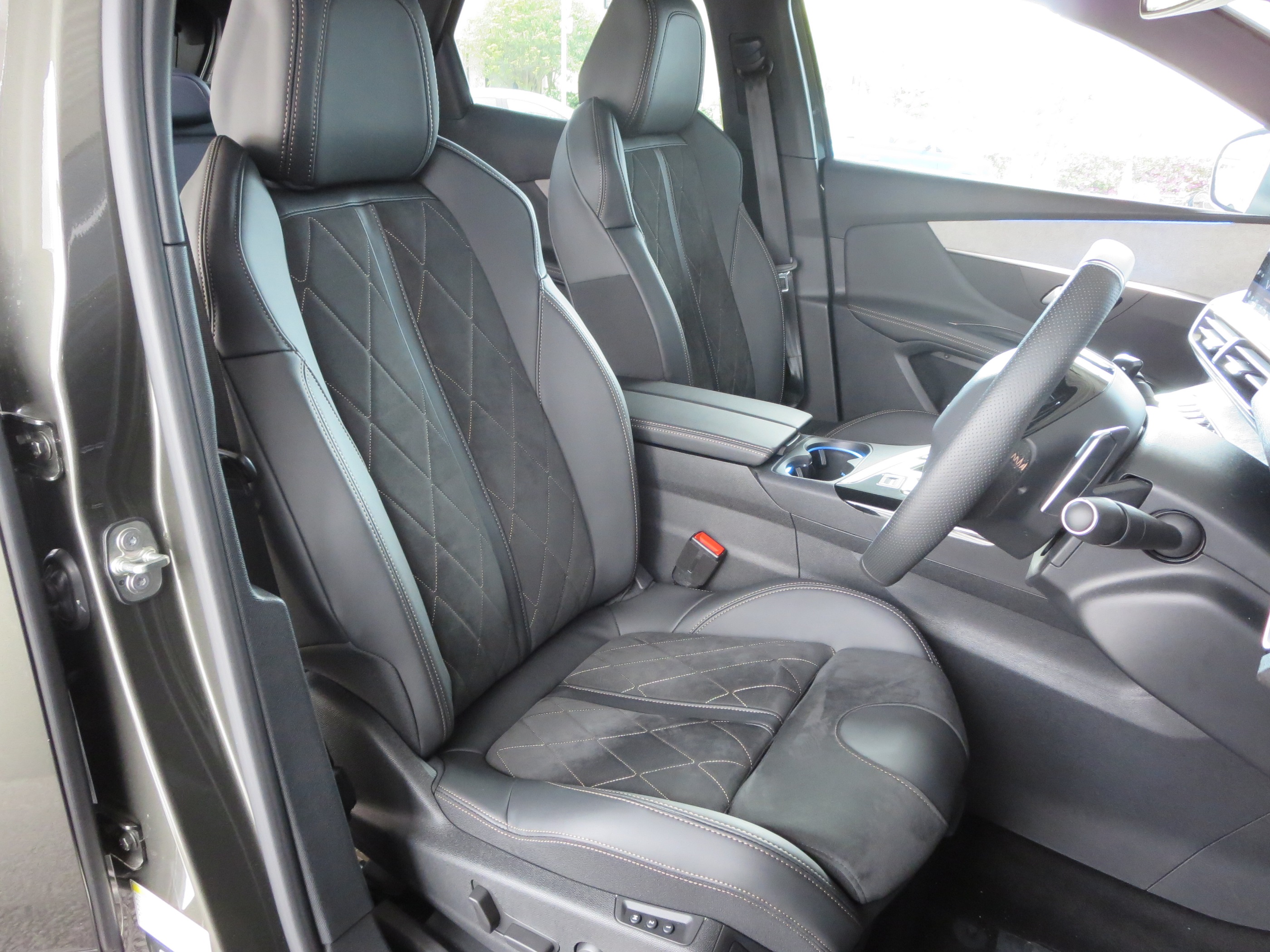 ～特選中古車情報～