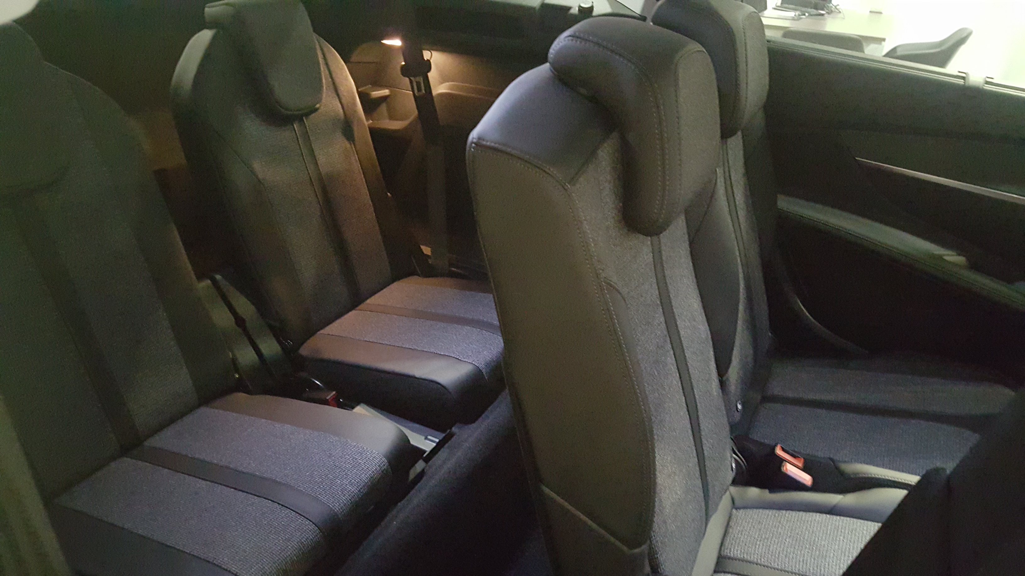 展示車情報（NEW）