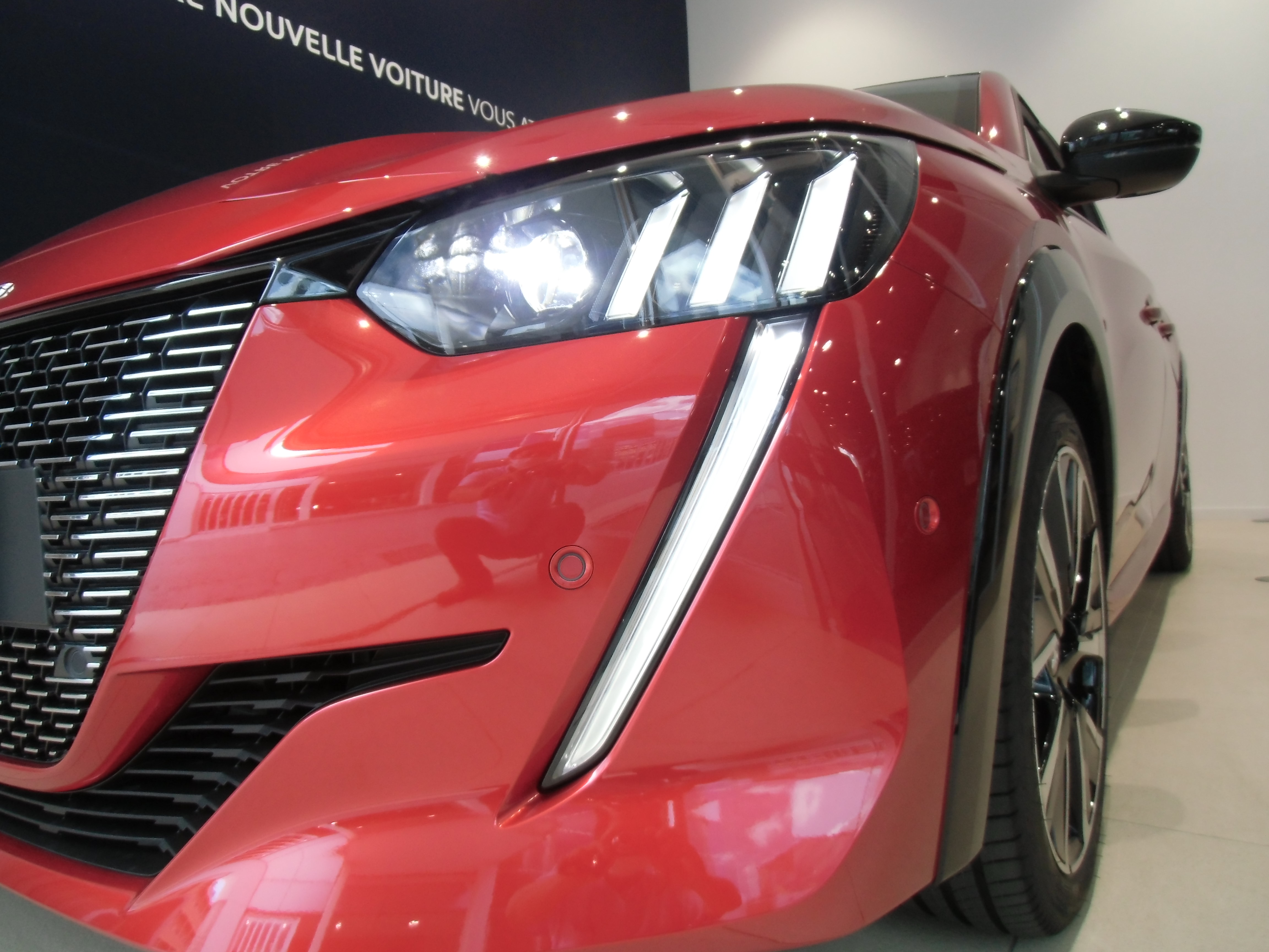 NEW　２０８！！！！